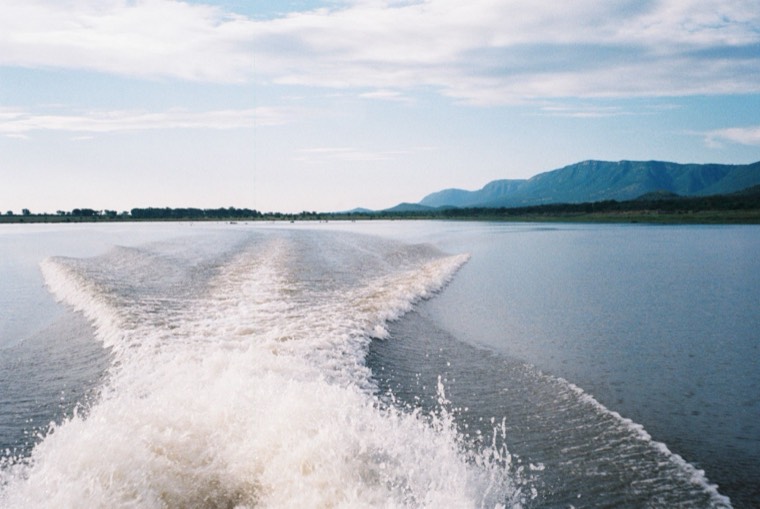 Boat wake on Lake Jozini